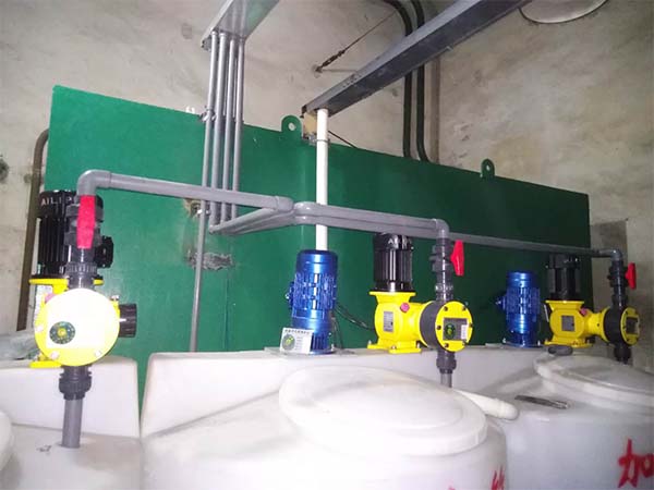 洛阳一拖含油污水处理设备展示